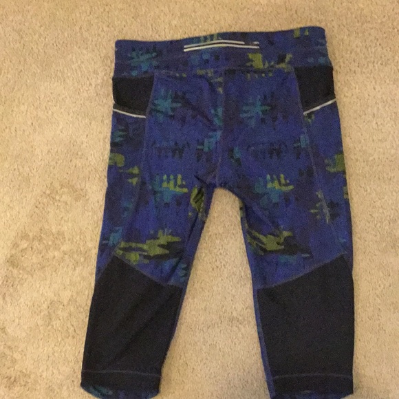 Athleta Cropped Leggings - Picture 2 of 7